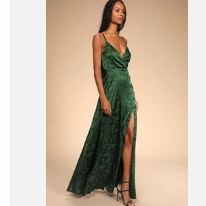 Elegant Green Maxi Dress
